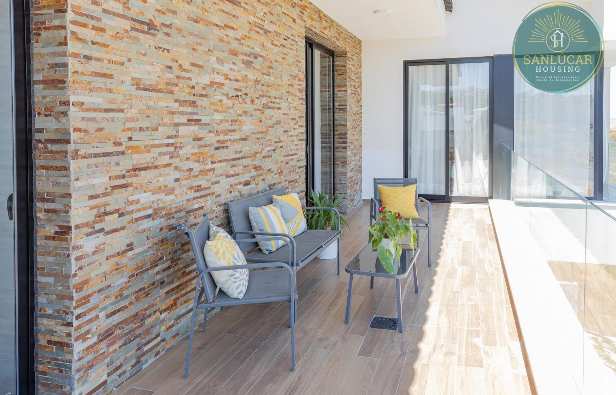 Elcano Village By Sanlucar Housing *